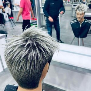 Modelowanie fryzury modnej: Junior